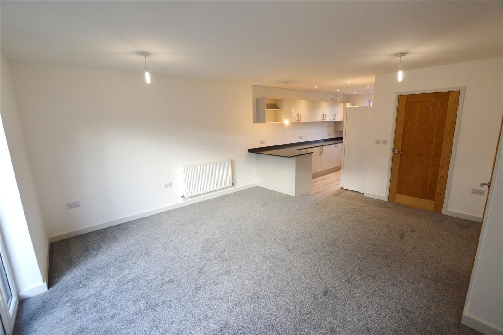 3 bed end of terrace for sale in Leominster 4