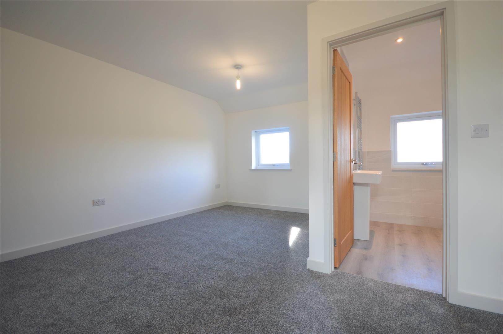 3 bed terraced for sale in Leominster 7