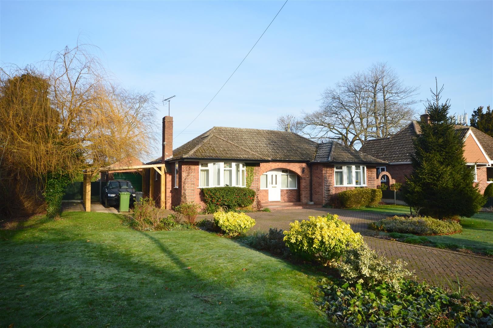 2 bed detached bungalow for sale in Leominster - Property Image 1
