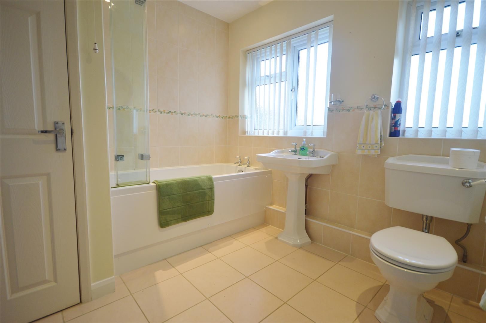 2 bed detached bungalow for sale in Leominster  - Property Image 6