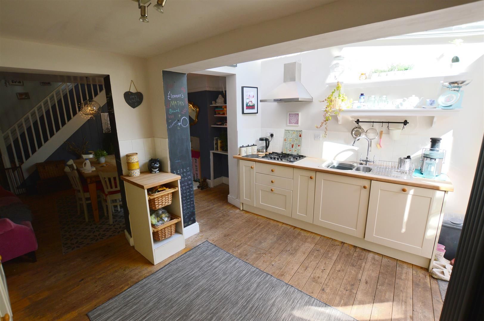 3 bed terraced for sale in Leominster 4