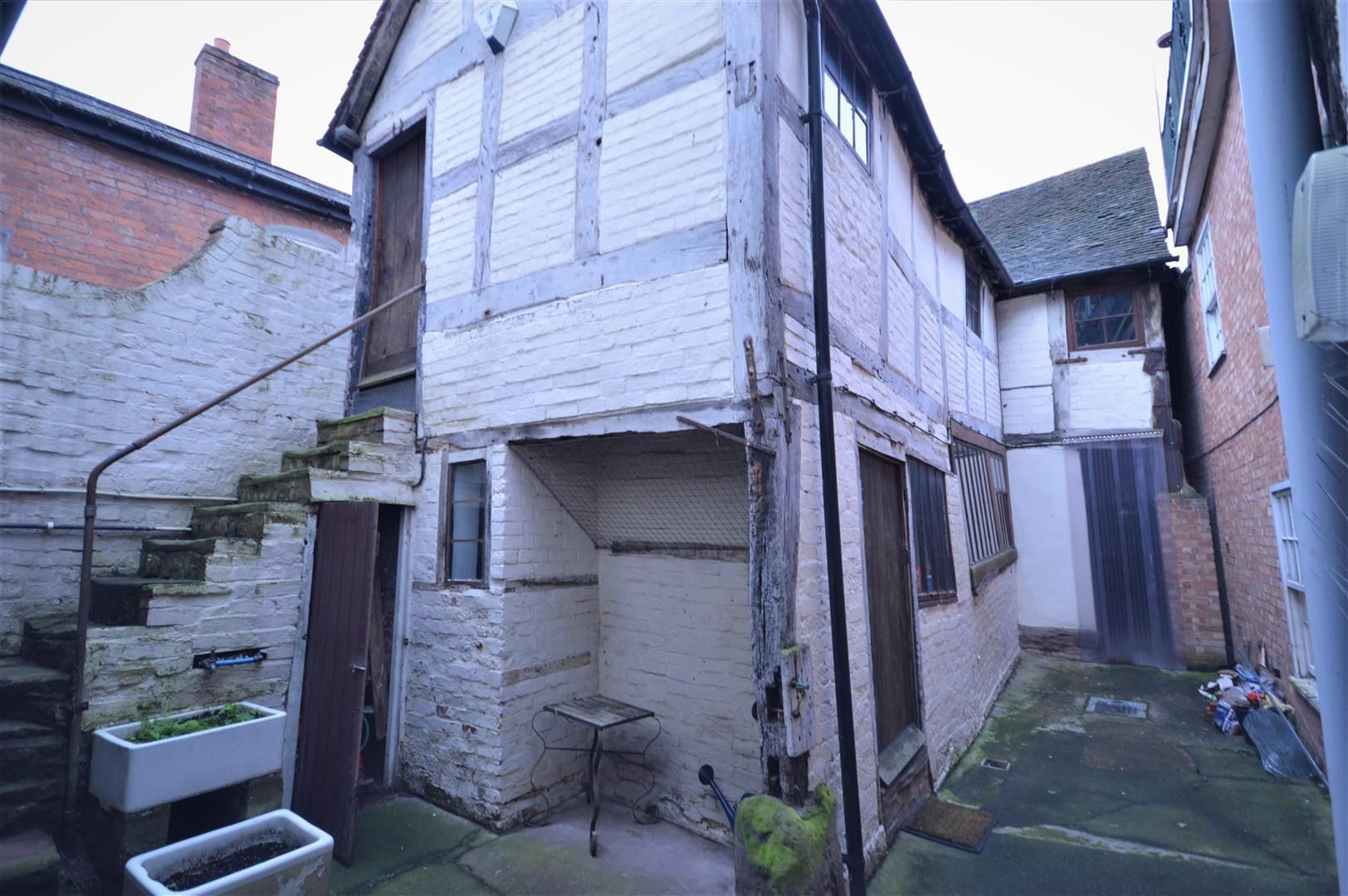  to rent in Leominster  - Property Image 2