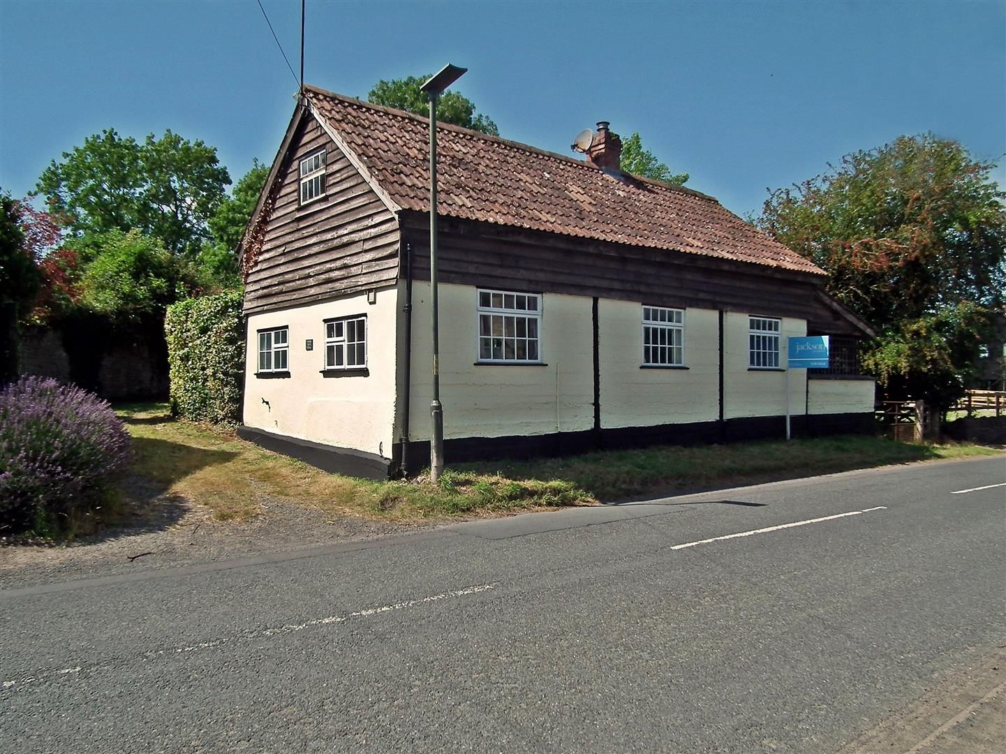 3 bed cottage for sale in Weobley  - Property Image 1