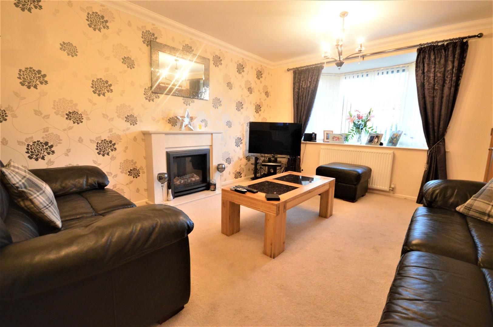 3 bed semi-detached for sale in Leominster 2
