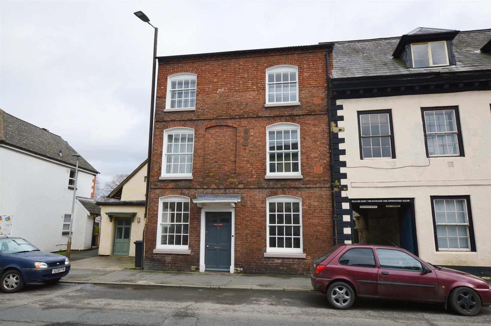 3 bed town house for sale in Leominster, HR6
