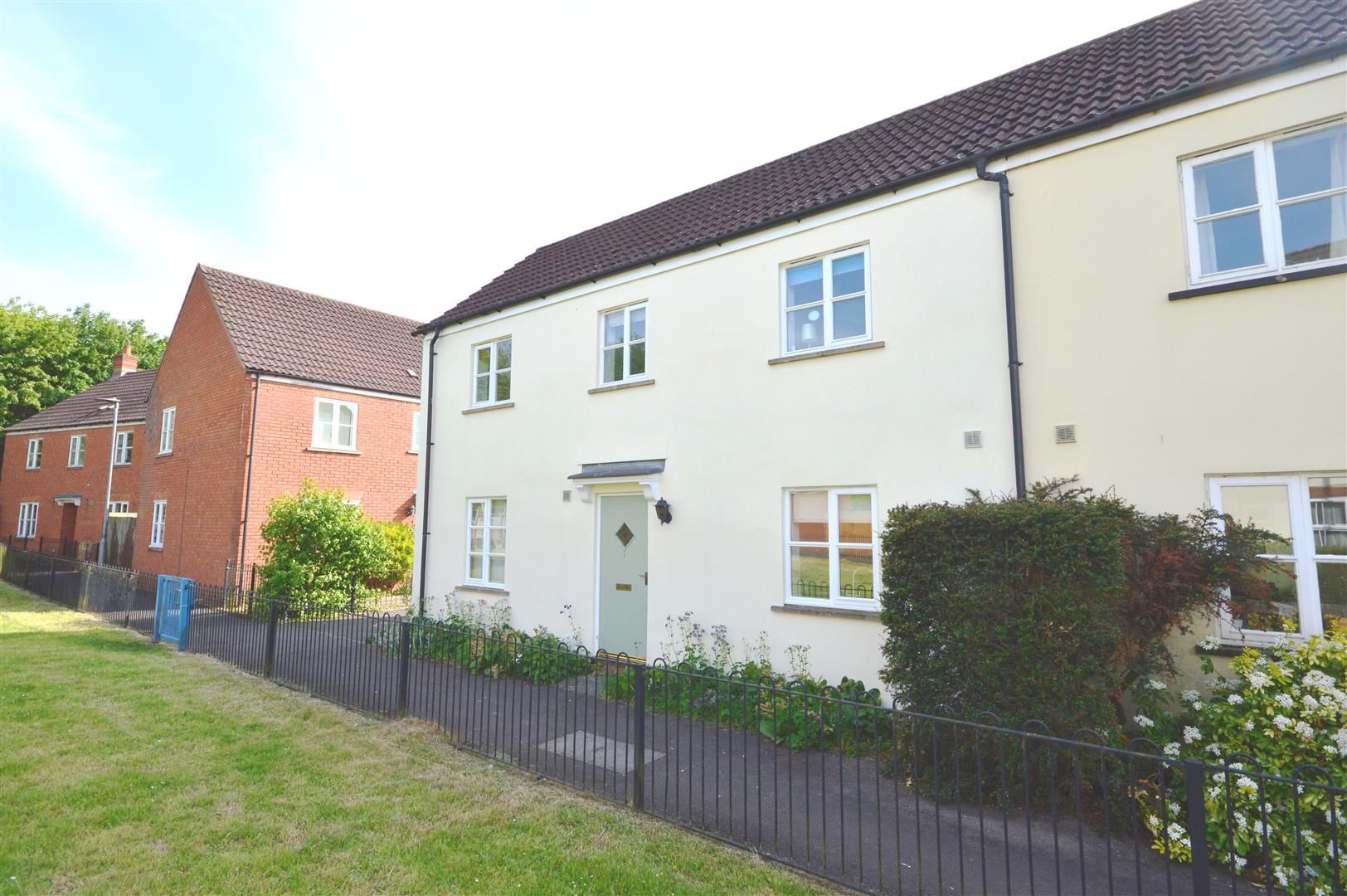 3 bed semi-detached to rent, HR8