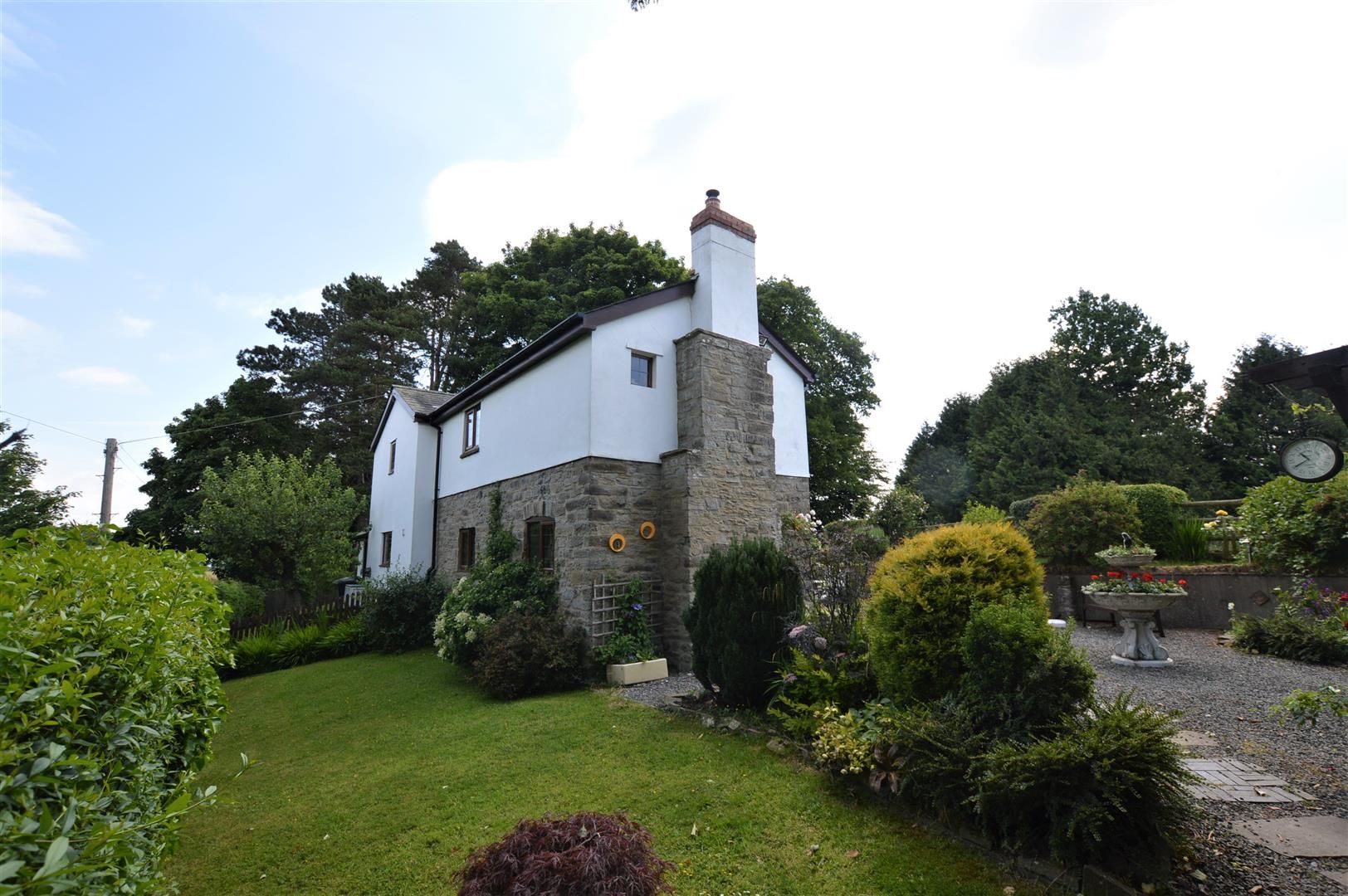 3 bed cottage for sale in Kington, HR5