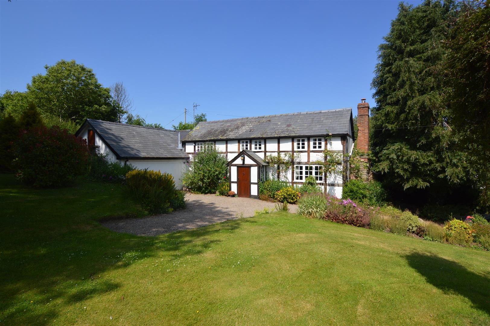 4 bed cottage for sale in Dilwyn, HR4
