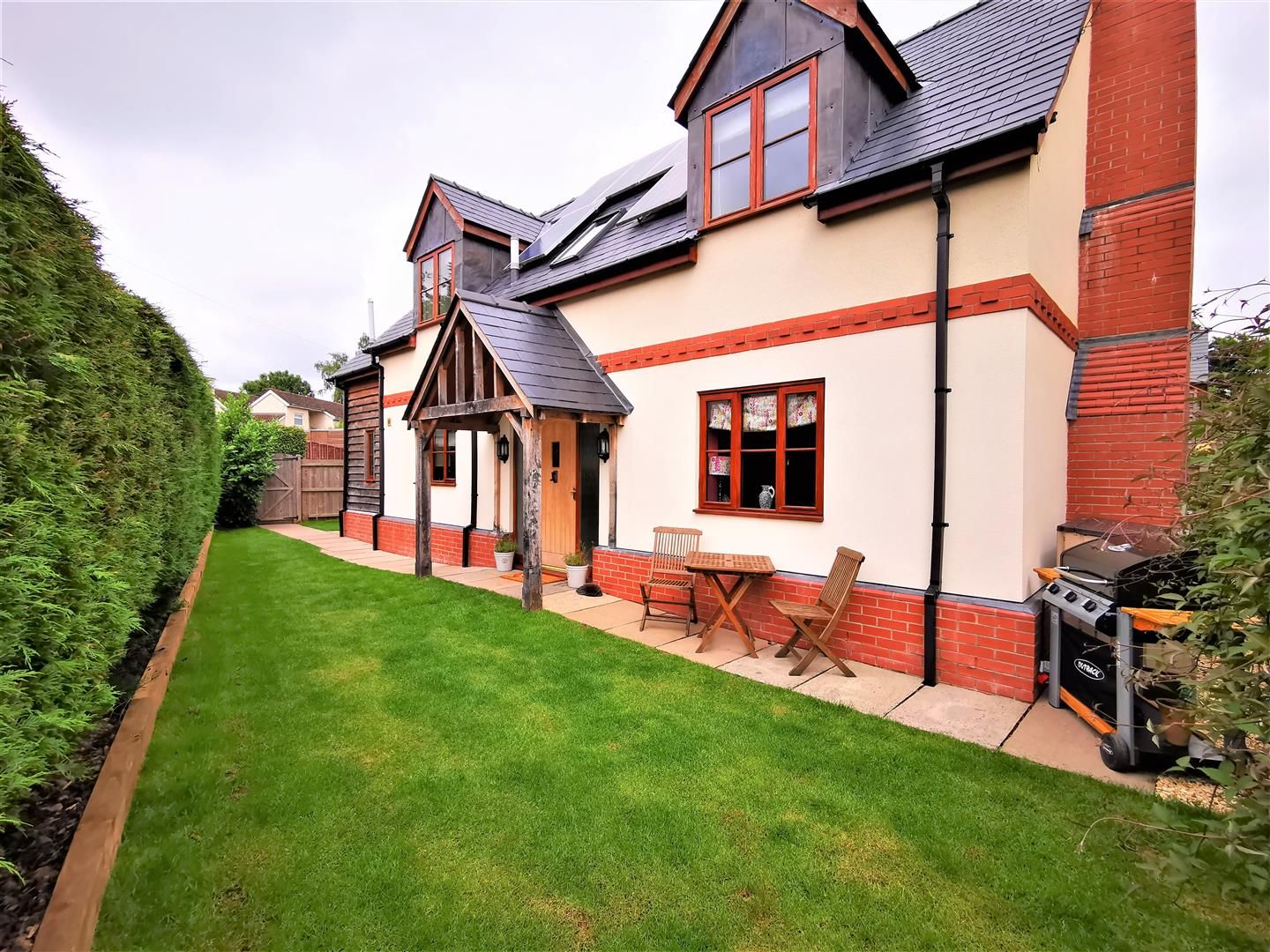 3 bed detached for sale in Madley, HR2