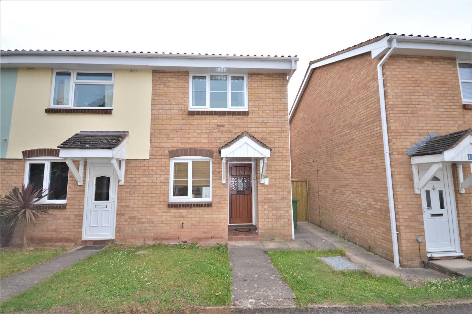 2 bed end-of-terrace for sale, HR4