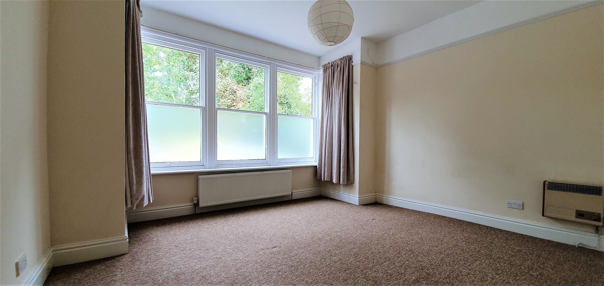 1 bed flat to rent, HR1