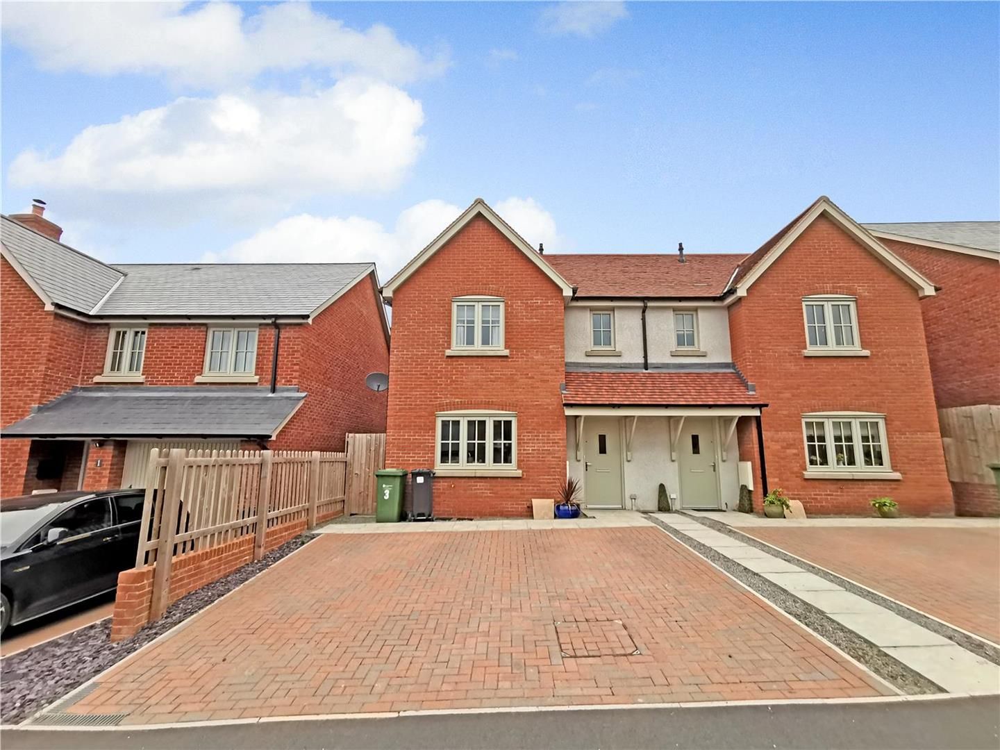 3 bed semi-detached to rent in Bodenham, HR1