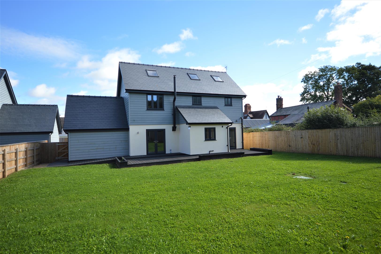 4 bed detached for sale in Brimfield 18