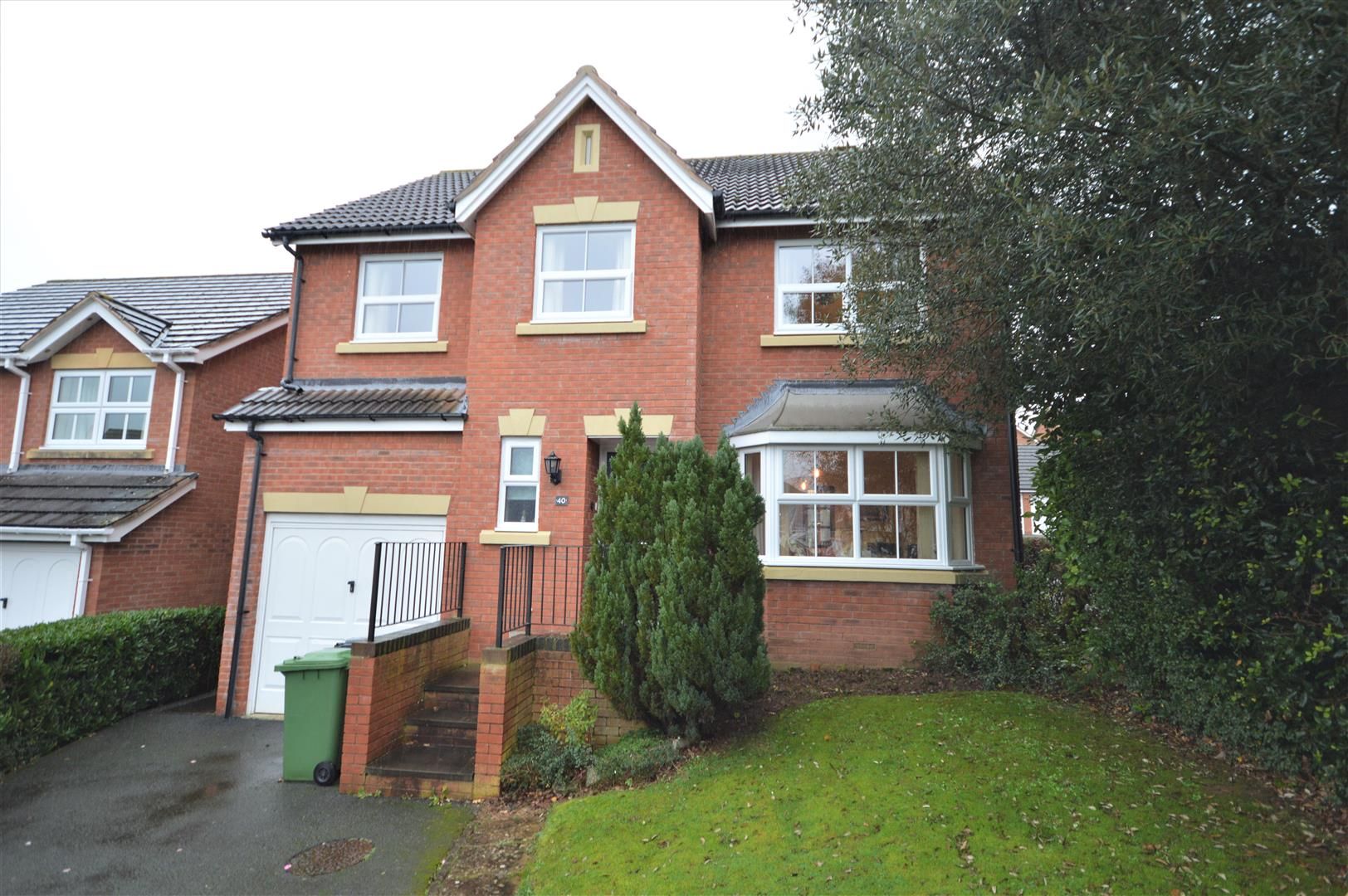 5 bed detached for sale in Leominster, HR6