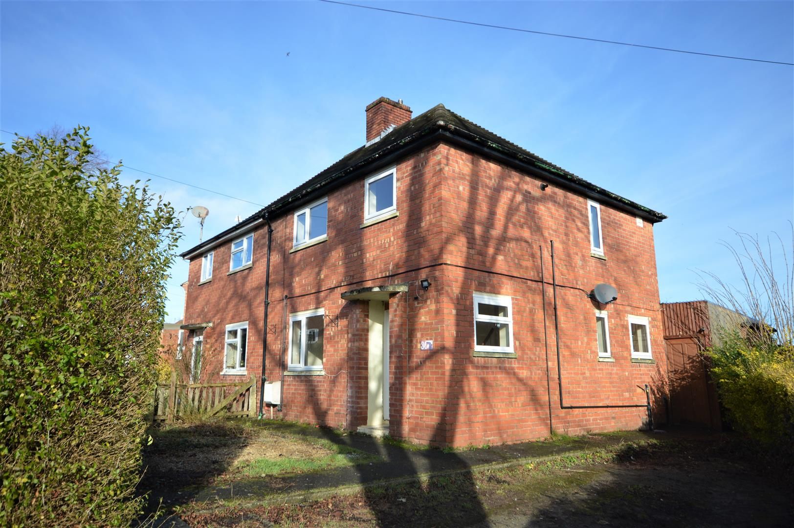 3 bed semi-detached for sale in Leominster, HR6
