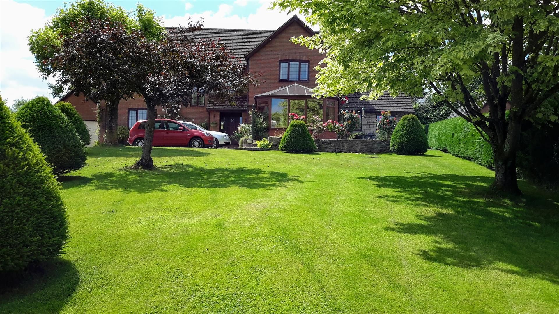 5 bed detached for sale in Stoke Prior, HR6