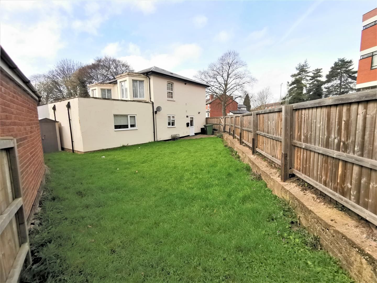 1 bed apartment for sale, HR4