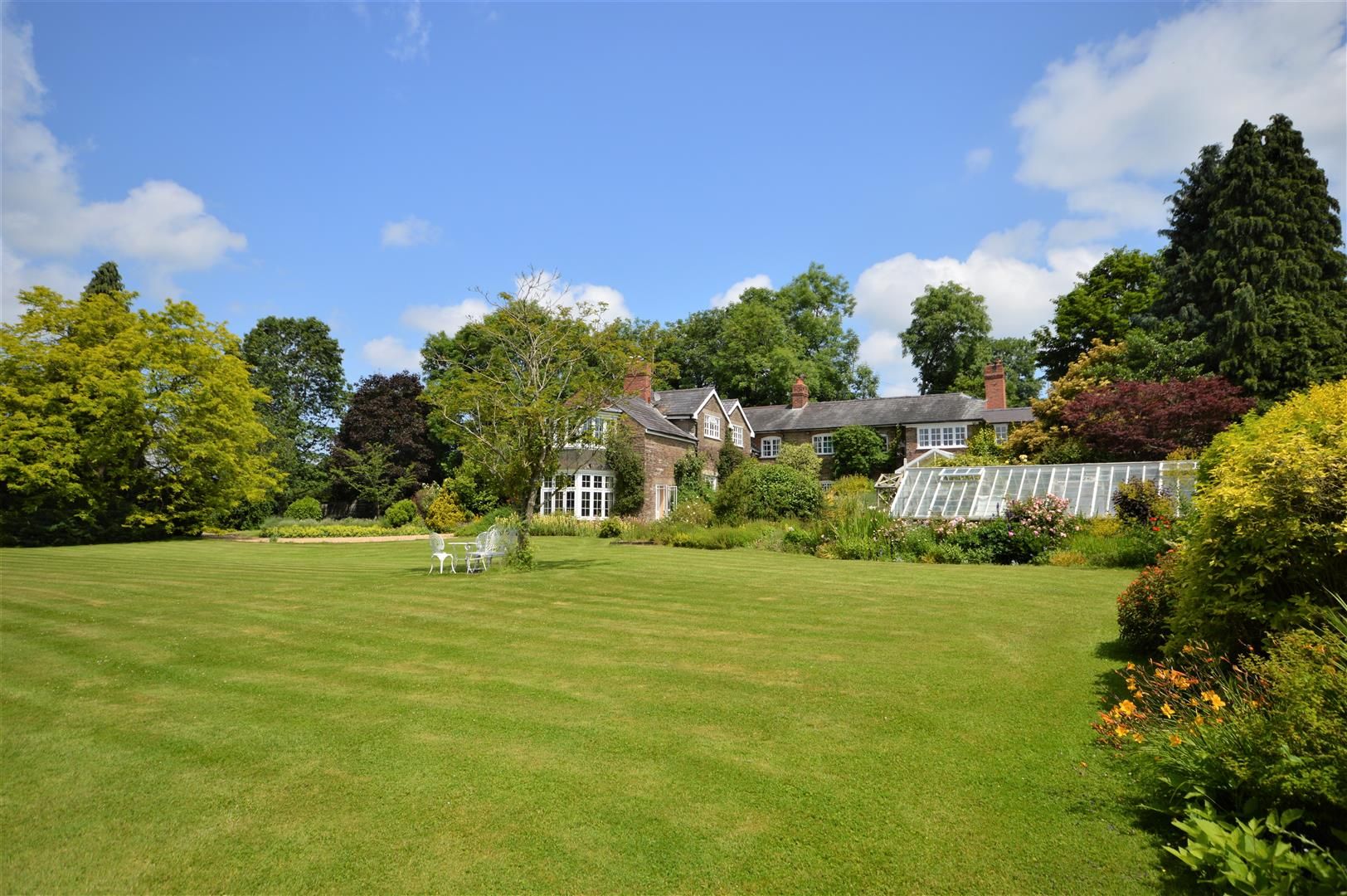 5 bed country house for sale in Stoke Prior, HR6