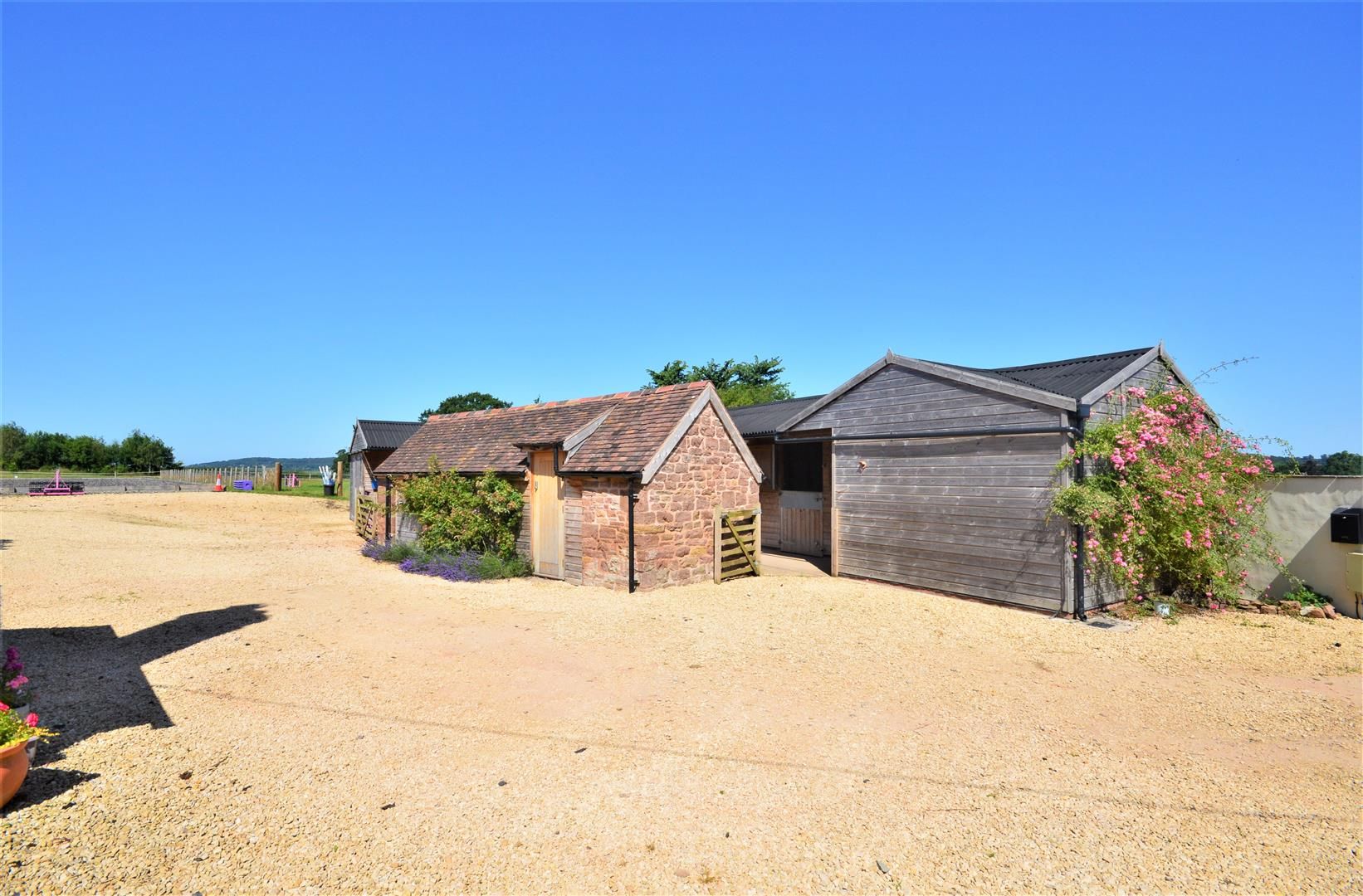 3 bed detached for sale in Canon Frome  - Property Image 25