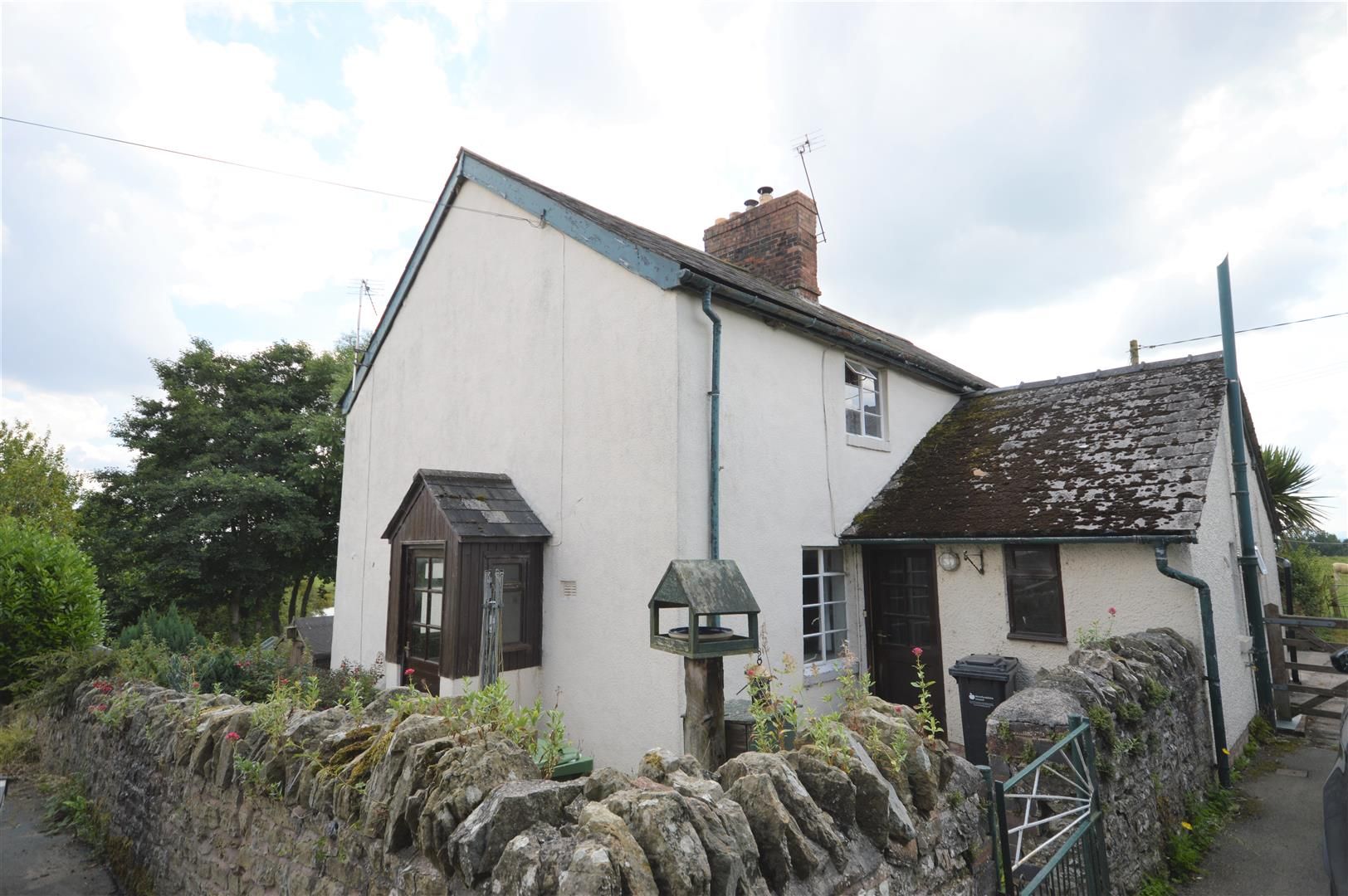 2 bed cottage for sale in Shobdon - Property Image 1