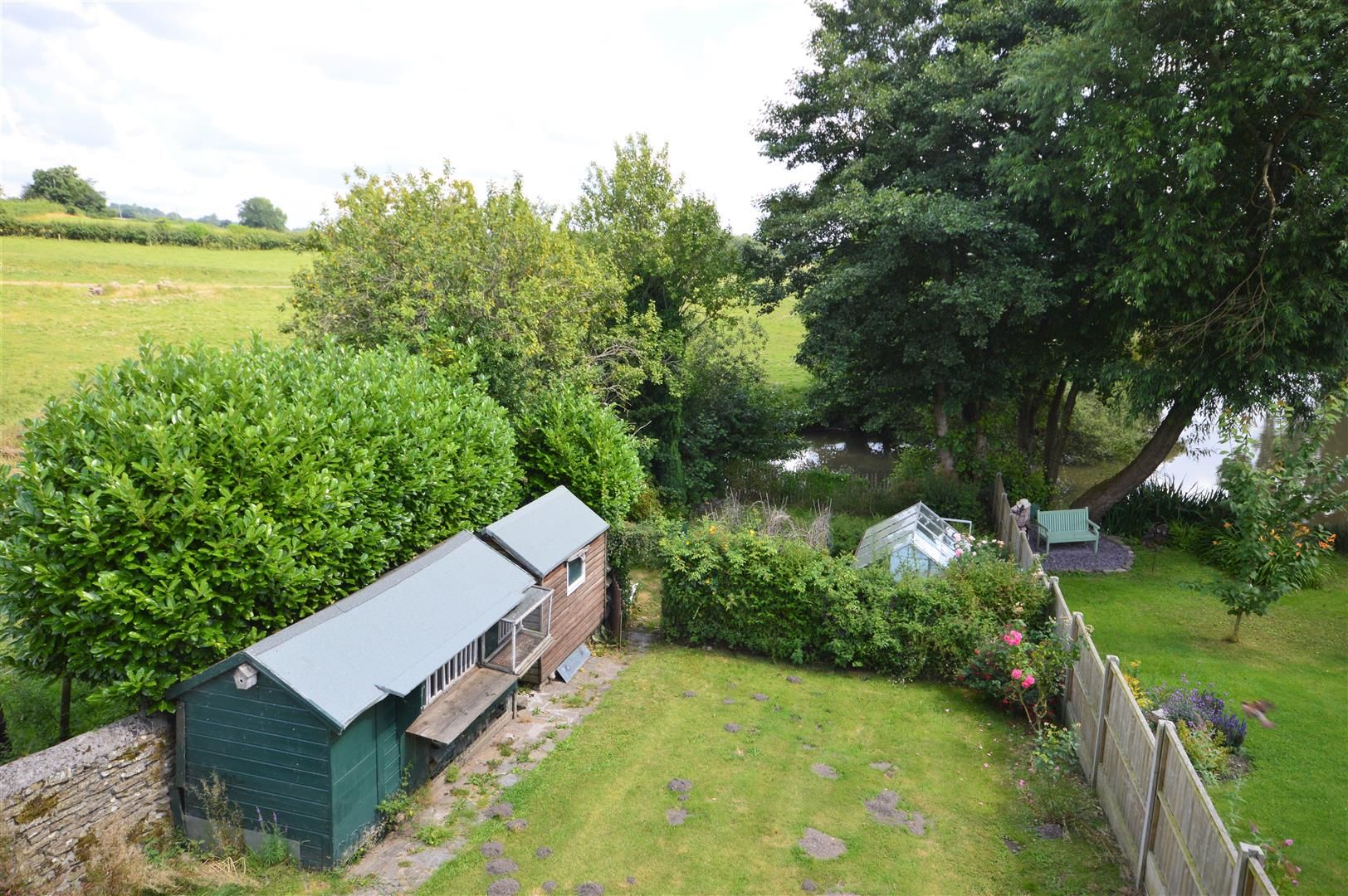 2 bed cottage for sale in Shobdon  - Property Image 9
