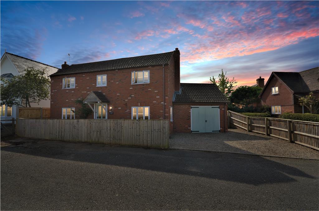 4 bed detached for sale in Staunton-On-Wye, HR4