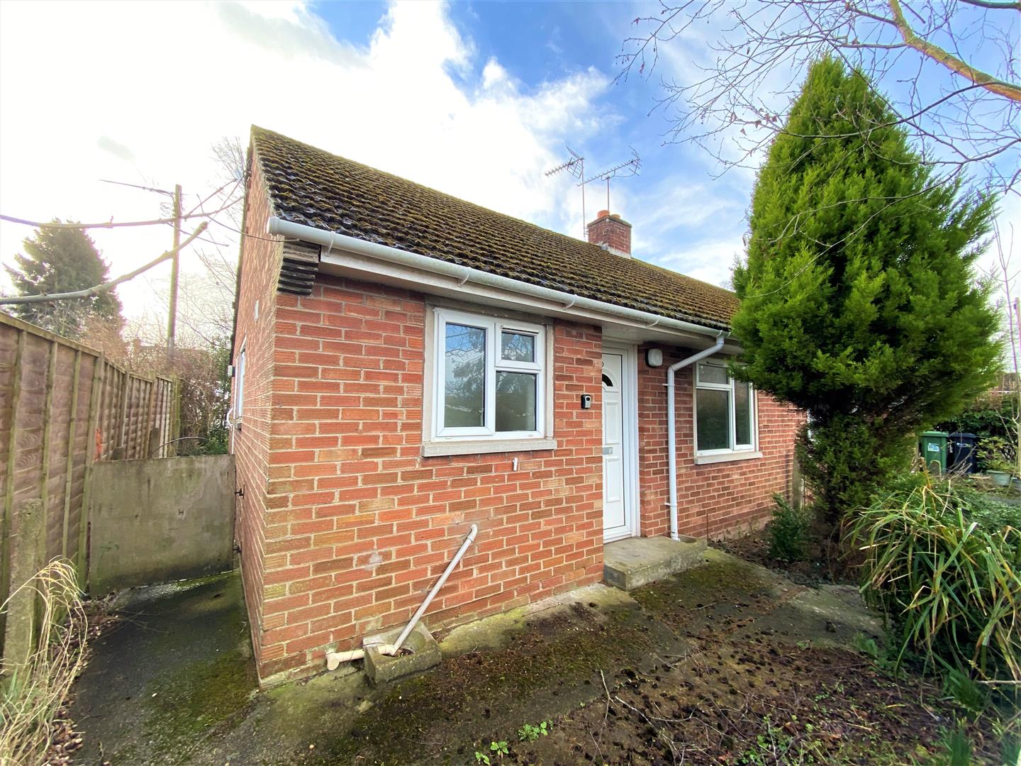 1 bed semi-detached bungalow for sale in Luston, HR6