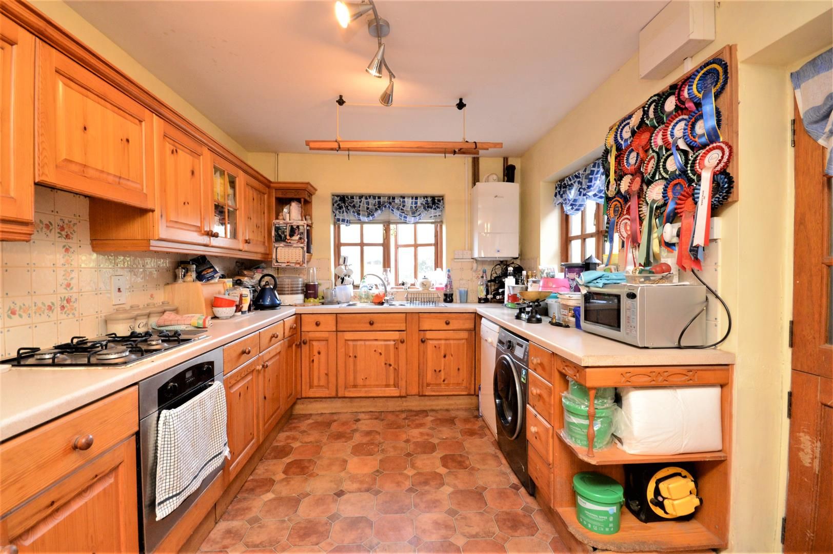 3 bed terraced for sale in Belmont  - Property Image 3