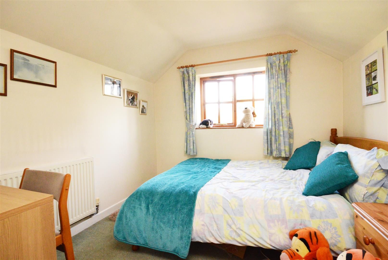 3 bed terraced for sale in Belmont  - Property Image 6