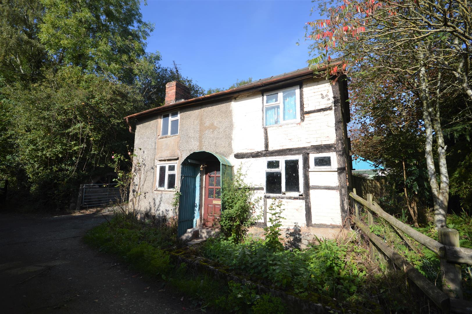 2 bed cottage for sale in Pembridge, HR6