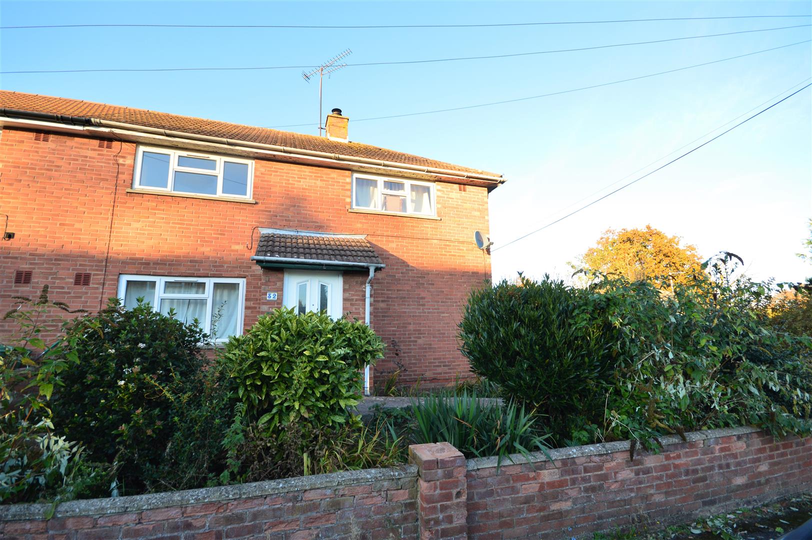 3 bed terraced for sale in Weobley 1
