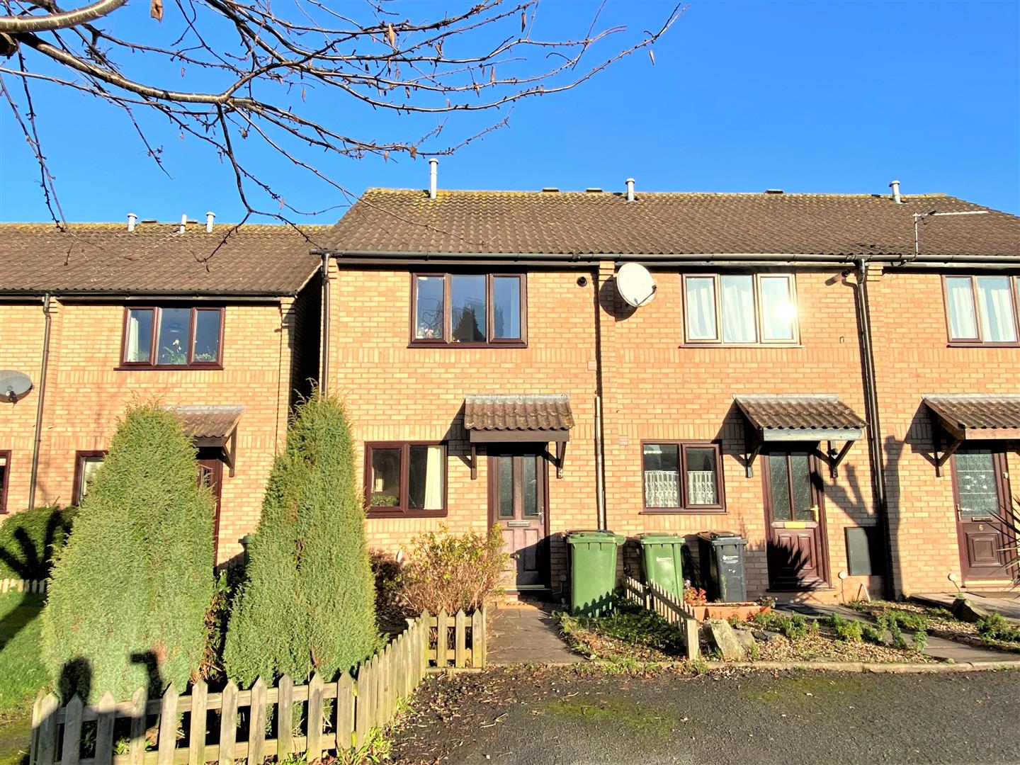 2 bed end of terrace for sale, HR4