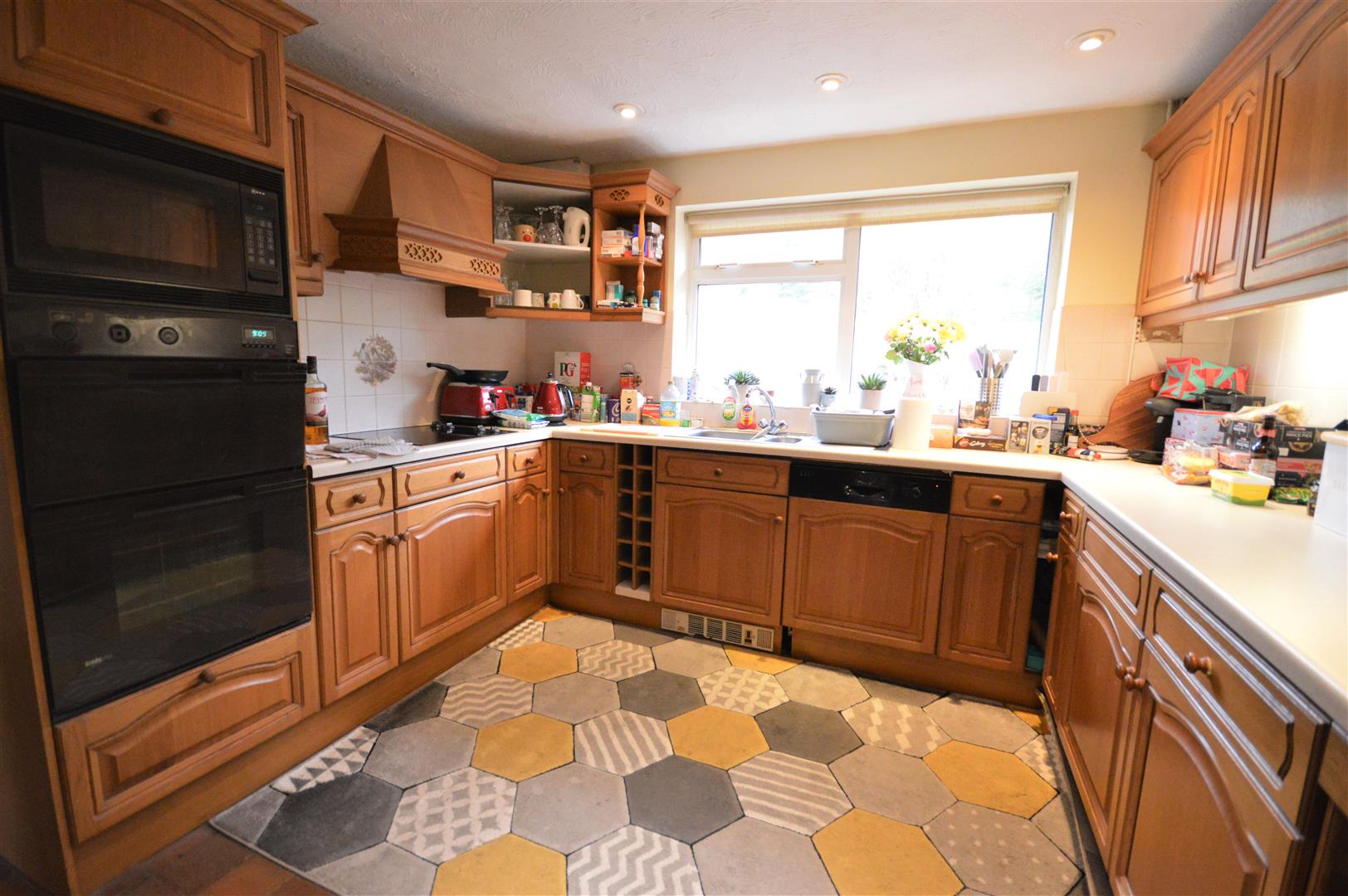 3 bed detached bungalow for sale in Leominster 4