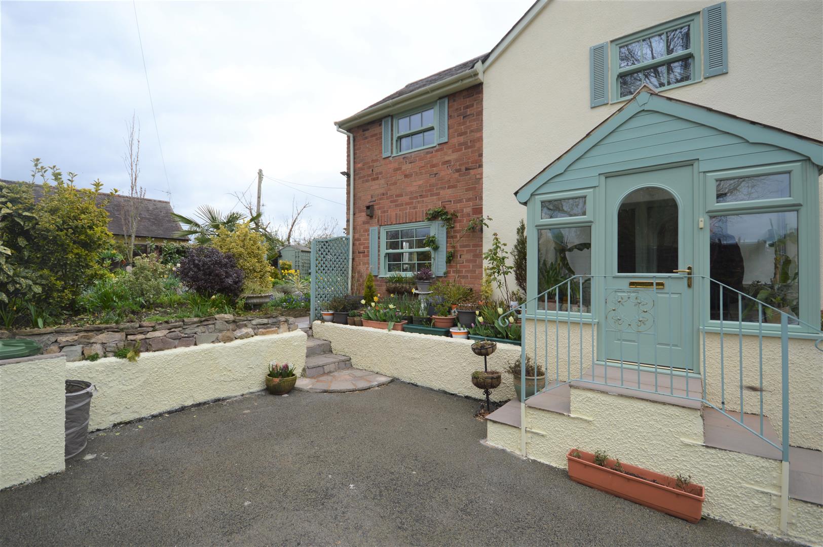 3 bed detached for sale in Luston 16
