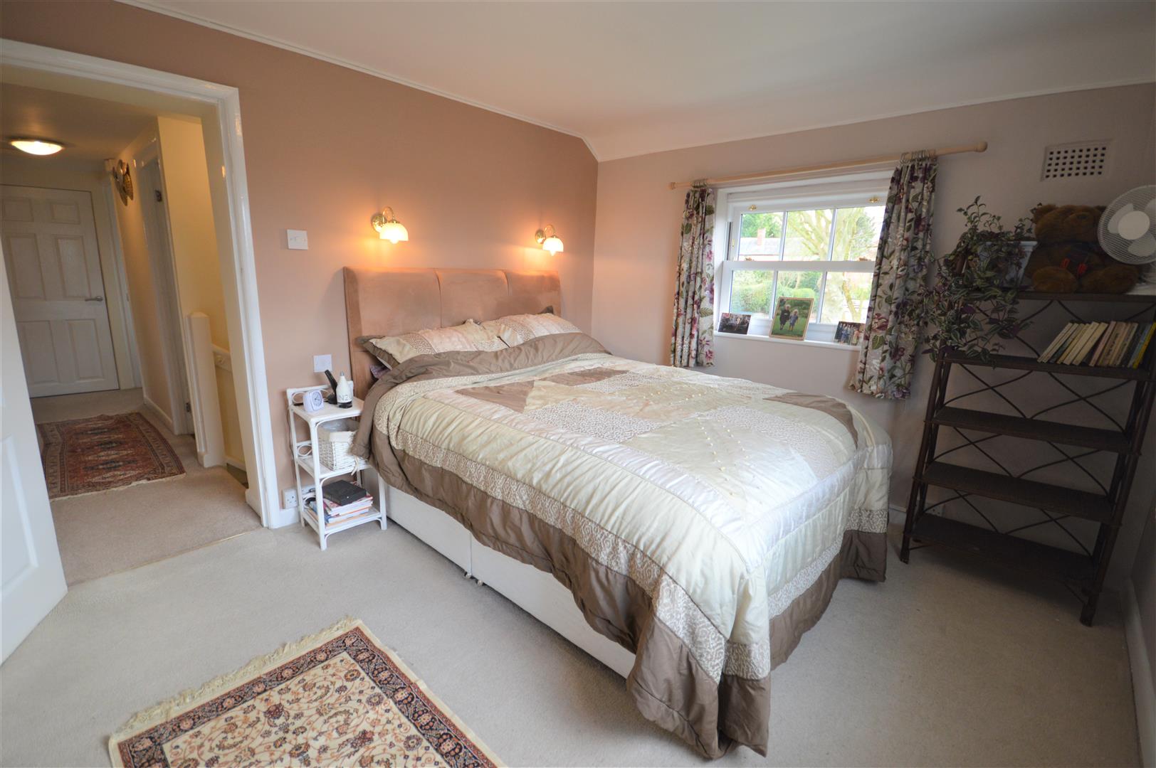 3 bed detached for sale in Luston 8