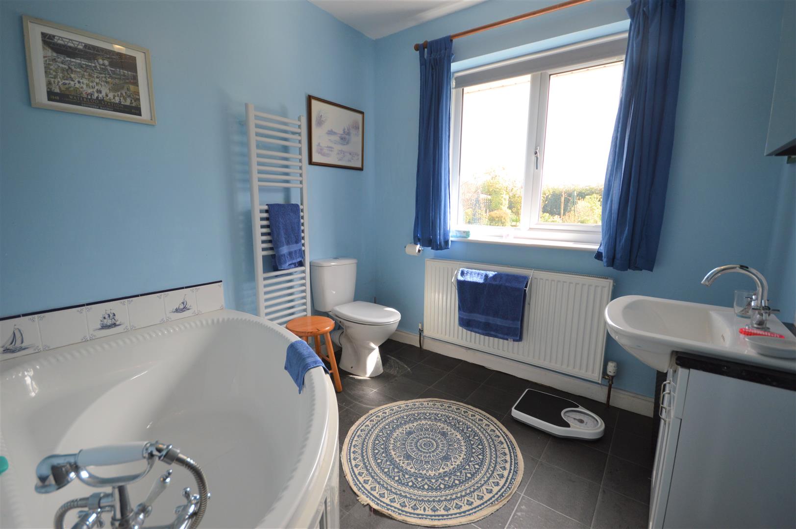 4 bed detached bungalow for sale in Yarpole 10