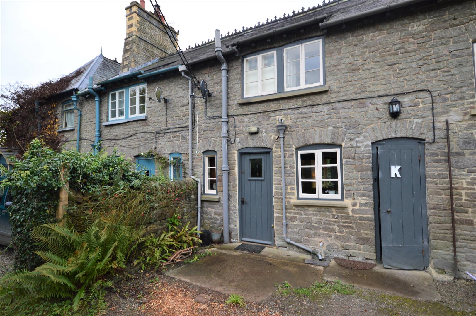 2 bed cottage for sale in Norton 13