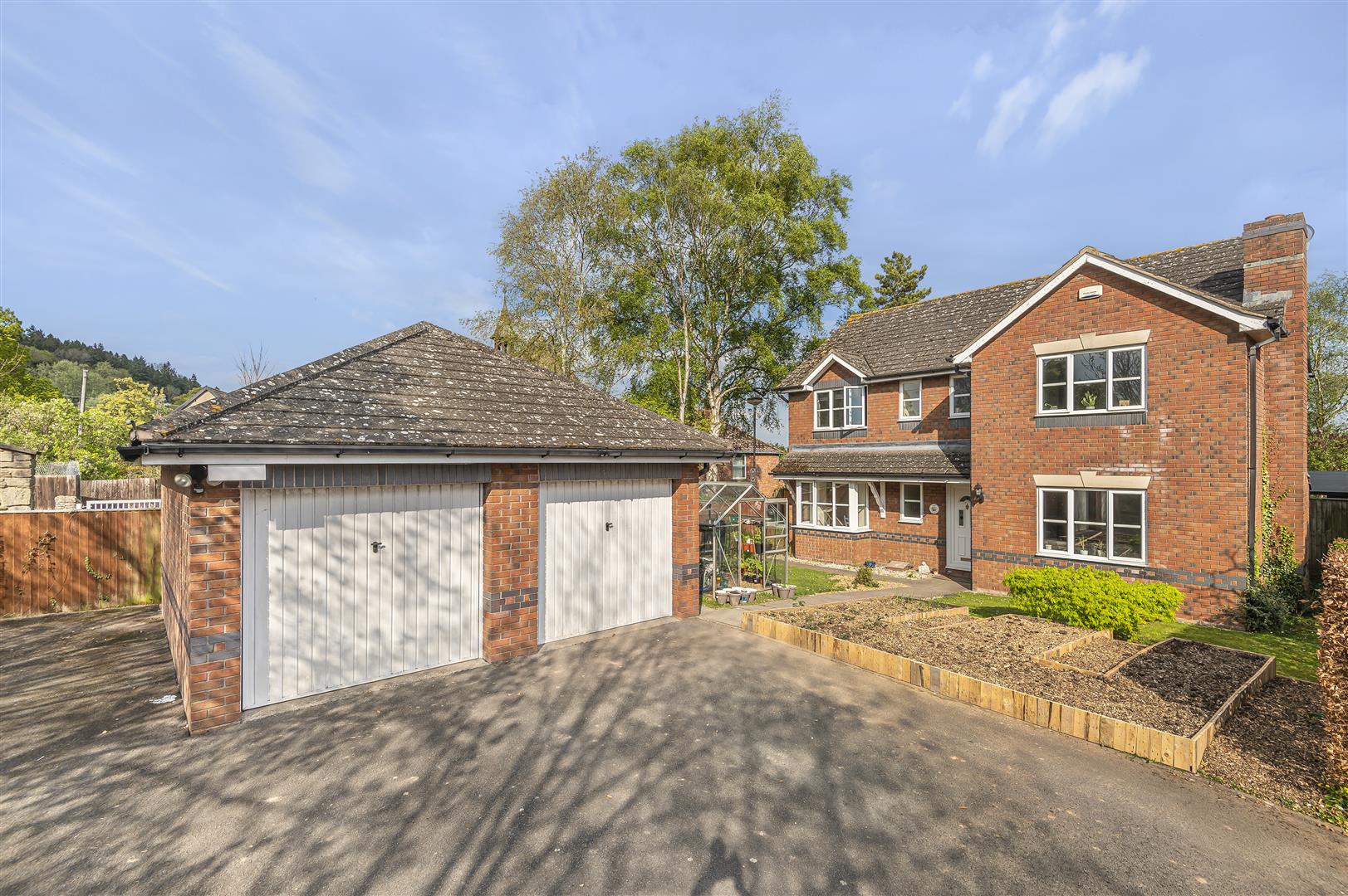 4 bed detached for sale in Credenhill, HR4