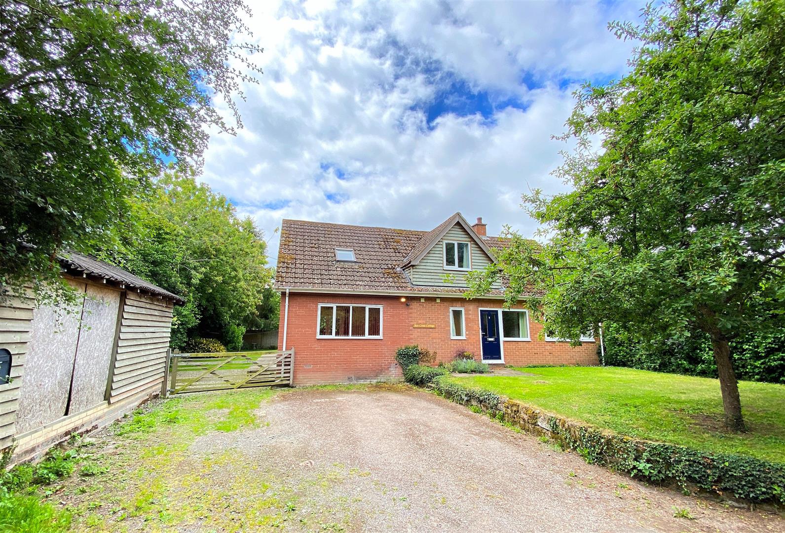 4 bed detached for sale in Moccas, HR2