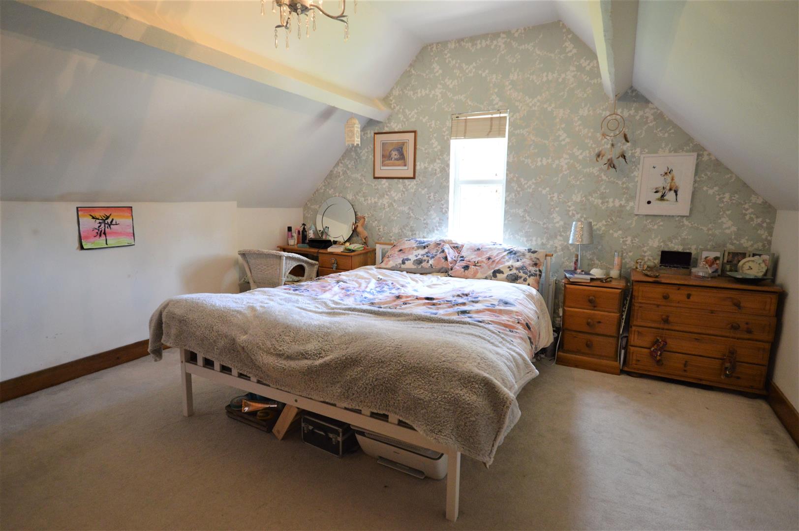 6 bed town house for sale in Leominster 10