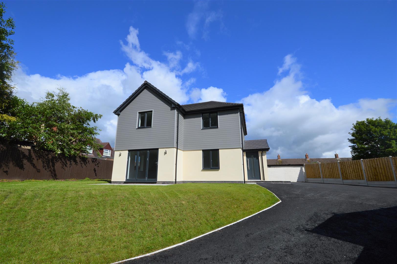 4 bed detached for sale in Leominster, HR6
