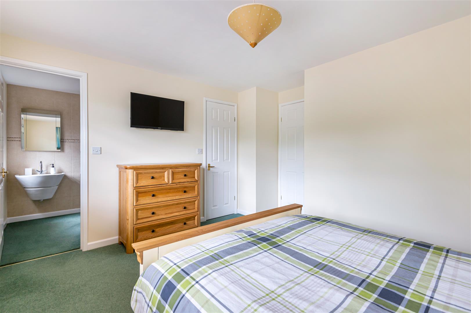 5 bed detached for sale in Leominster  - Property Image 15