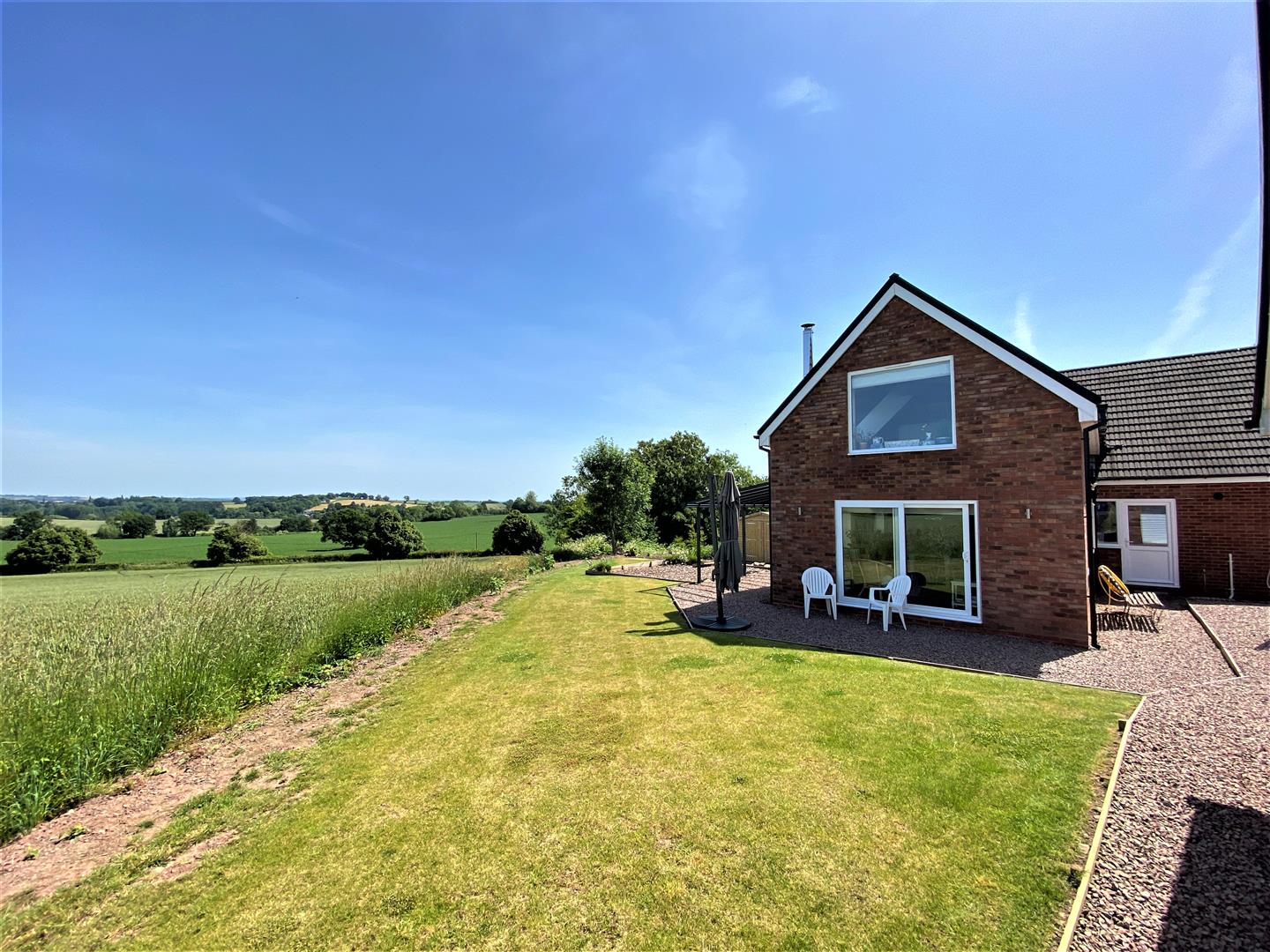 4 bed detached for sale in Eaton Bishop, HR2