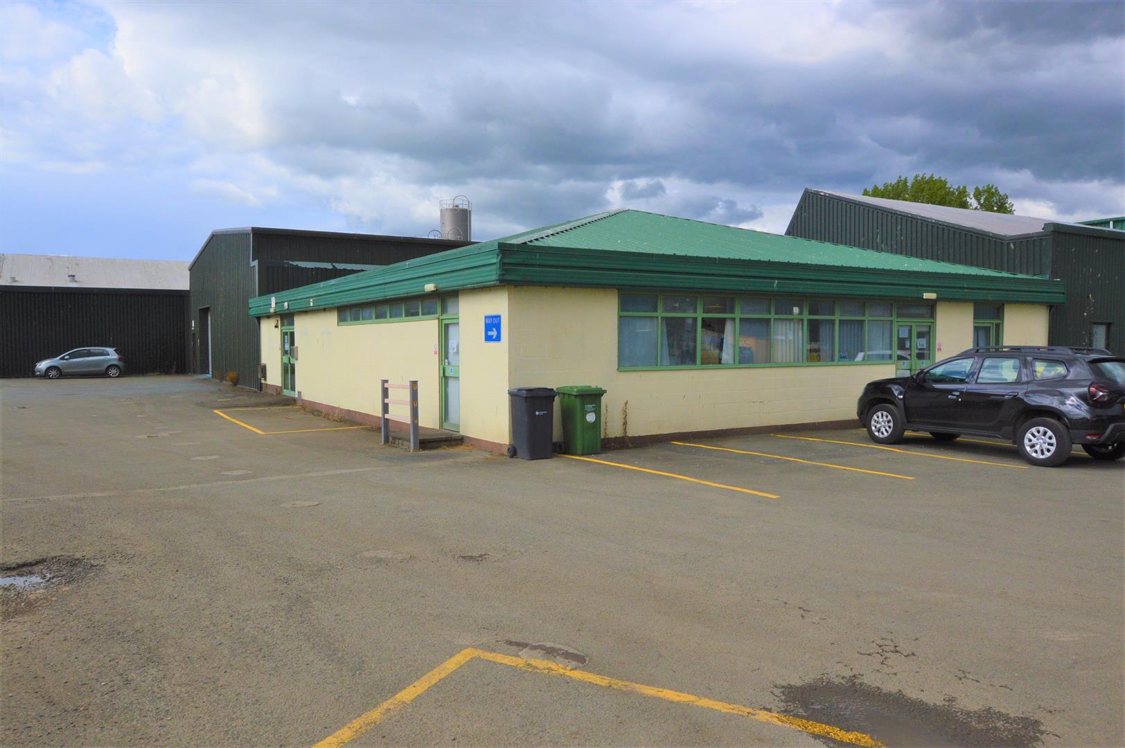 Office to rent in Clinton Road, HR6