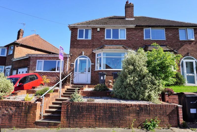 4 bed house for sale in Hansom Road 1