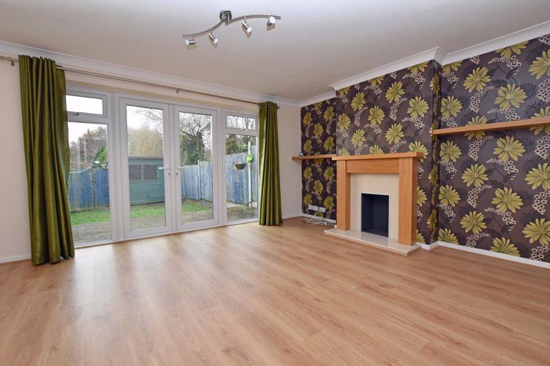 3 bed house to rent in Clapgate Lane  - Property Image 2