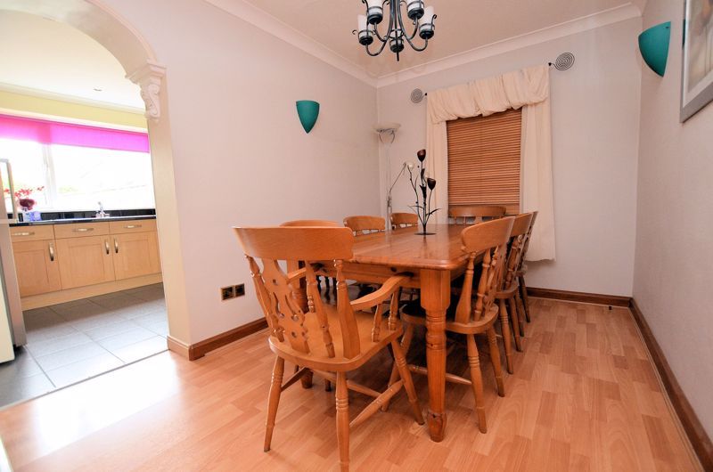 3 bed house for sale in Broadway  - Property Image 4