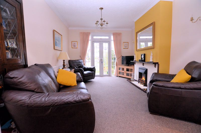 3 bed house for sale in Ridgacre Road  - Property Image 2