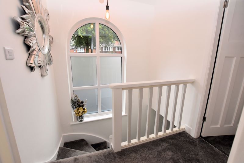 3 bed house for sale in Grayswood Park Road 12