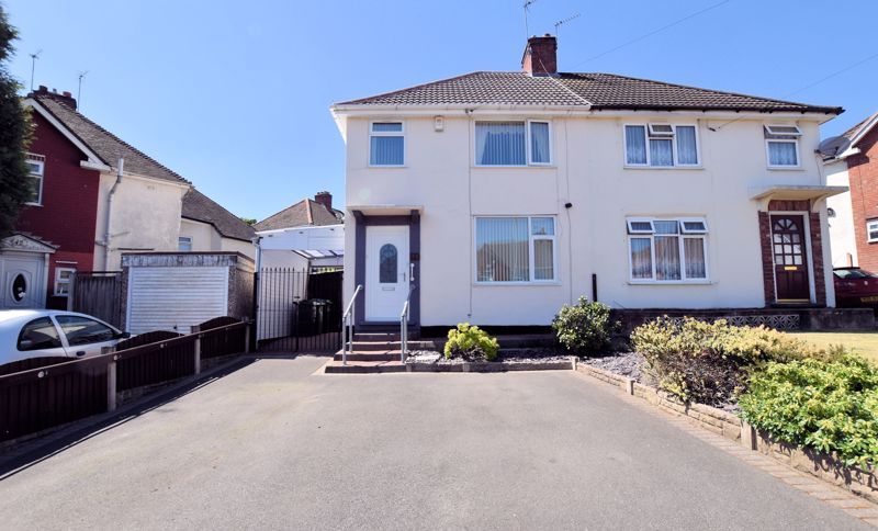 3 bed house for sale in Edmonds Road  - Property Image 1